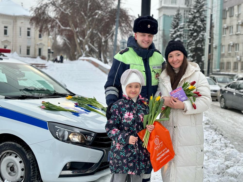 «Перспектива» подарила праздник женщинам за рулём!